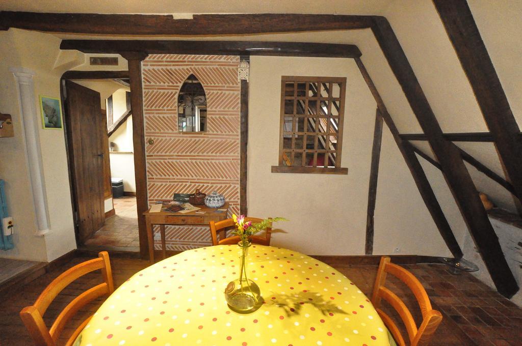 Le Petit Logis De Tinteniac Angers Oda fotoğraf