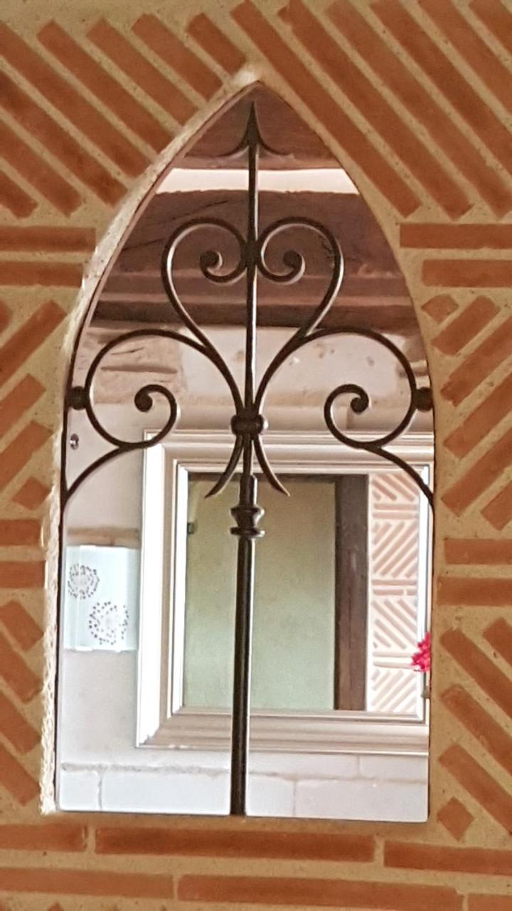 Le Petit Logis De Tinteniac Angers Dış mekan fotoğraf